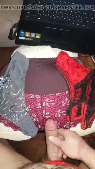 Crossdresser cumshot in years Mother in law big panties